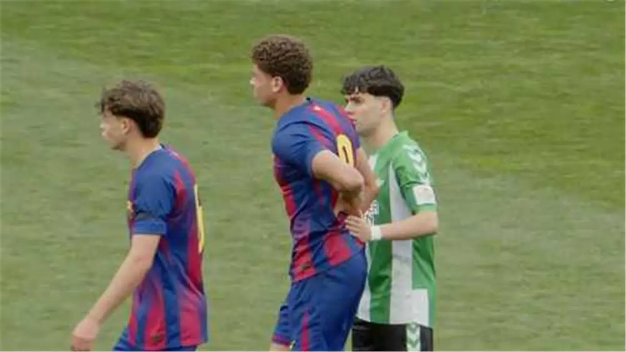 في ظل غياب حمزة عبد الكريم.. برشلونة يكتسح جيمناستيك بخماسية في الدوري الإسباني للشباب